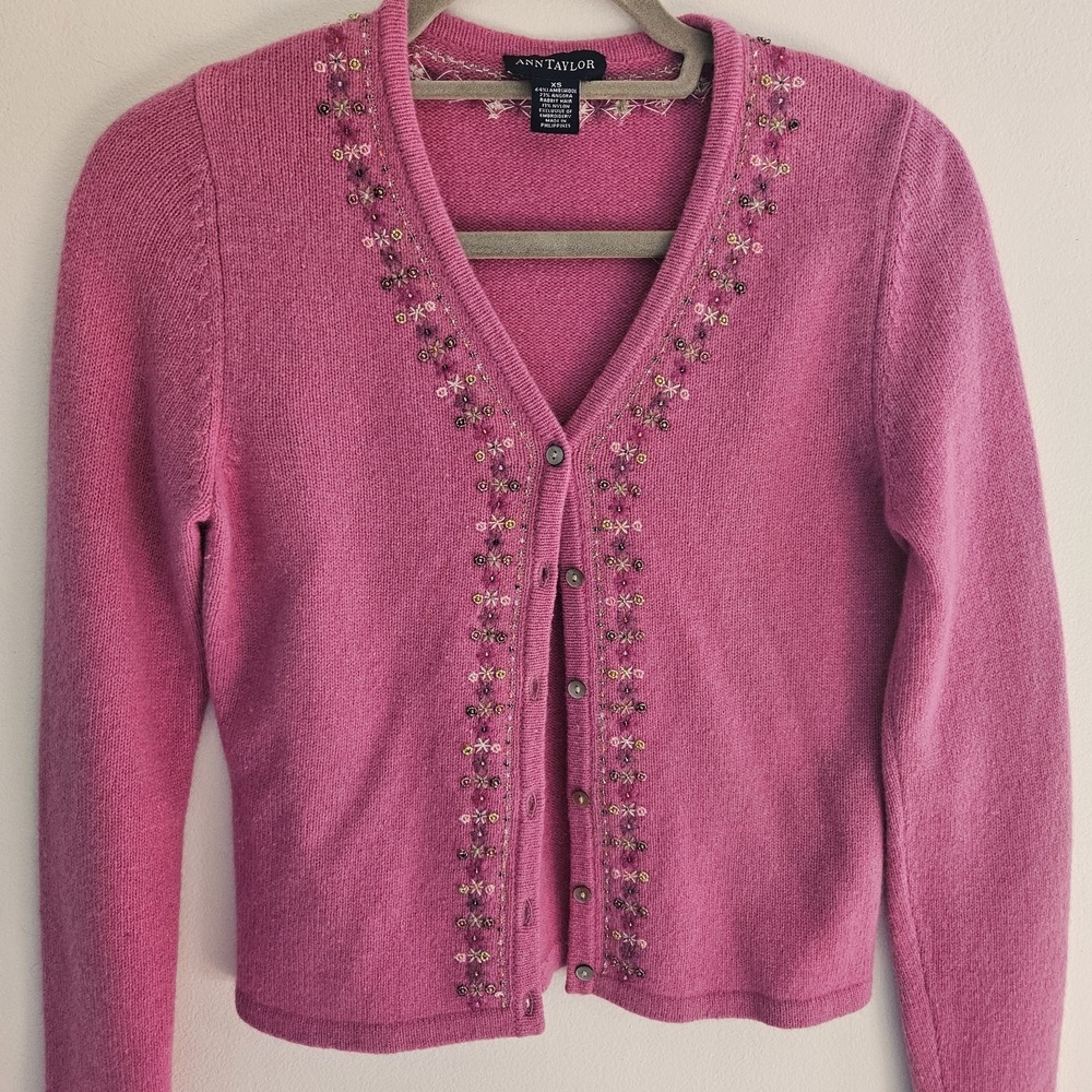 Ann Taylor VTG Angora Lambswool Beaded Embroidered Crystal Cardigan Sweater XS